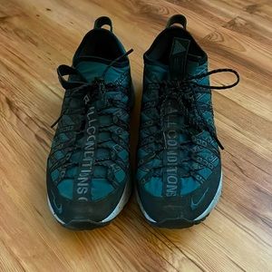 Nike ACG , Green and black, size 10